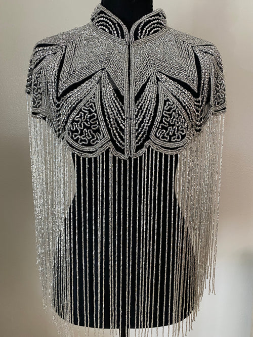 The Ainara Capelet —